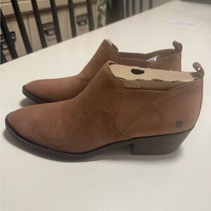 Lucky Brand Brown Ankle Booties